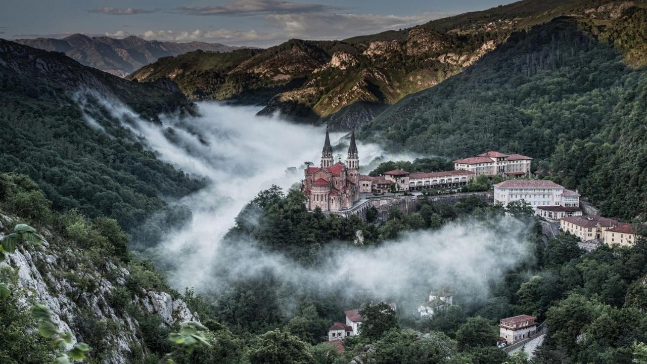 Alojamiento Rural Cosorios Cangas de Onis Luaran gambar